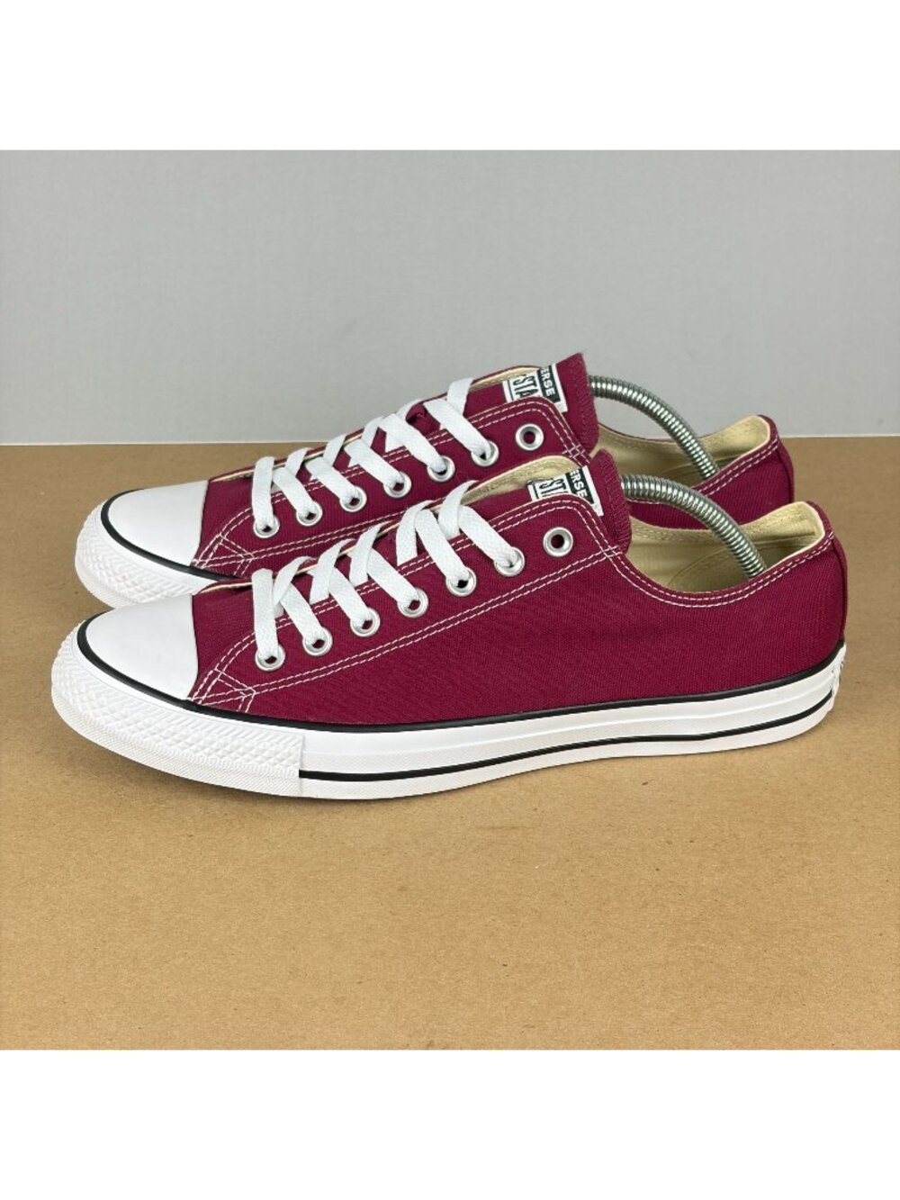 Converse Chuck Taylor All Star Low Top Sneakers Mens 10 Maroon Red White Canvas